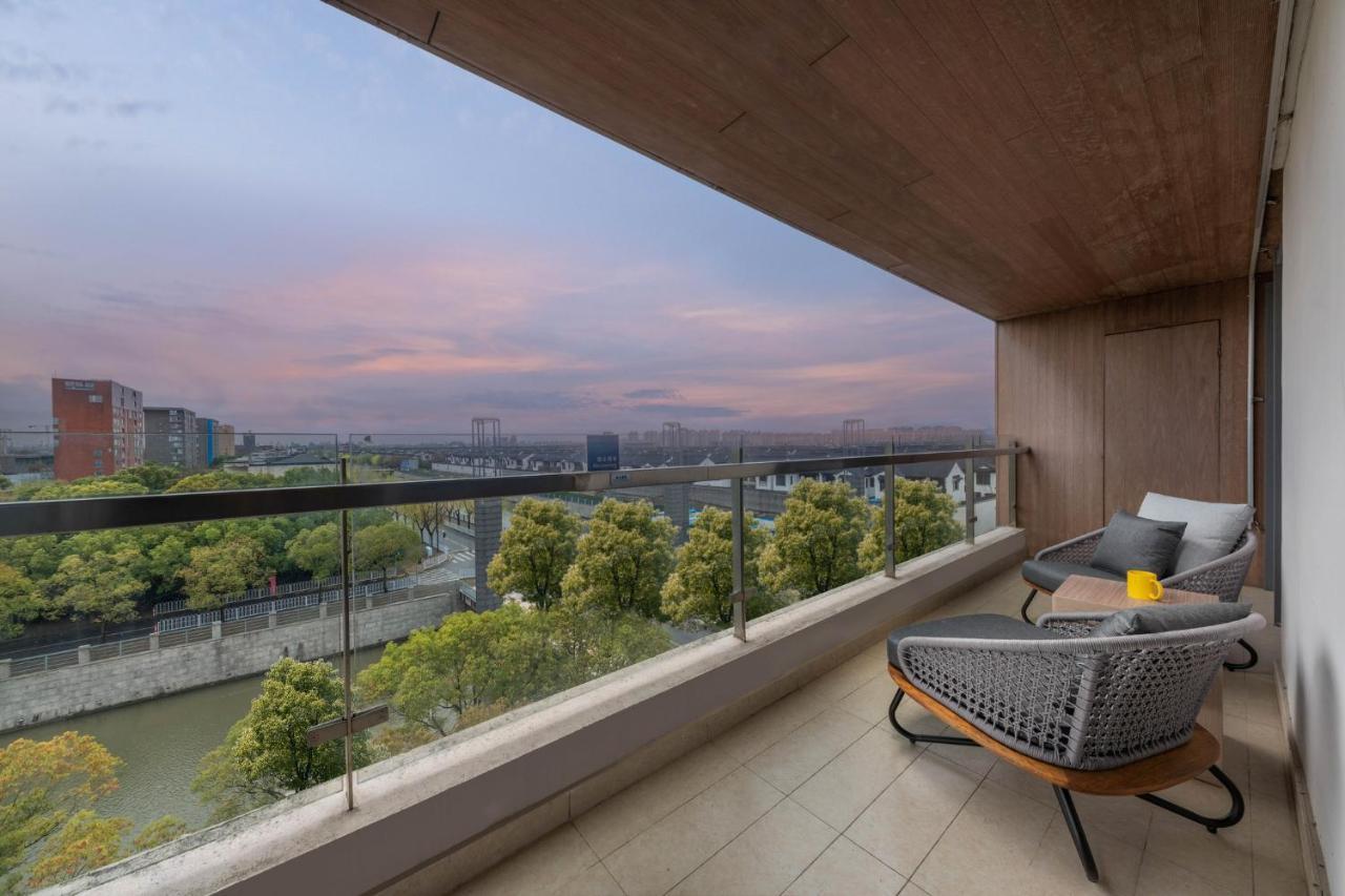 Holiday Inn Express Shanghai Pujiang By Ihg Exteriör bild