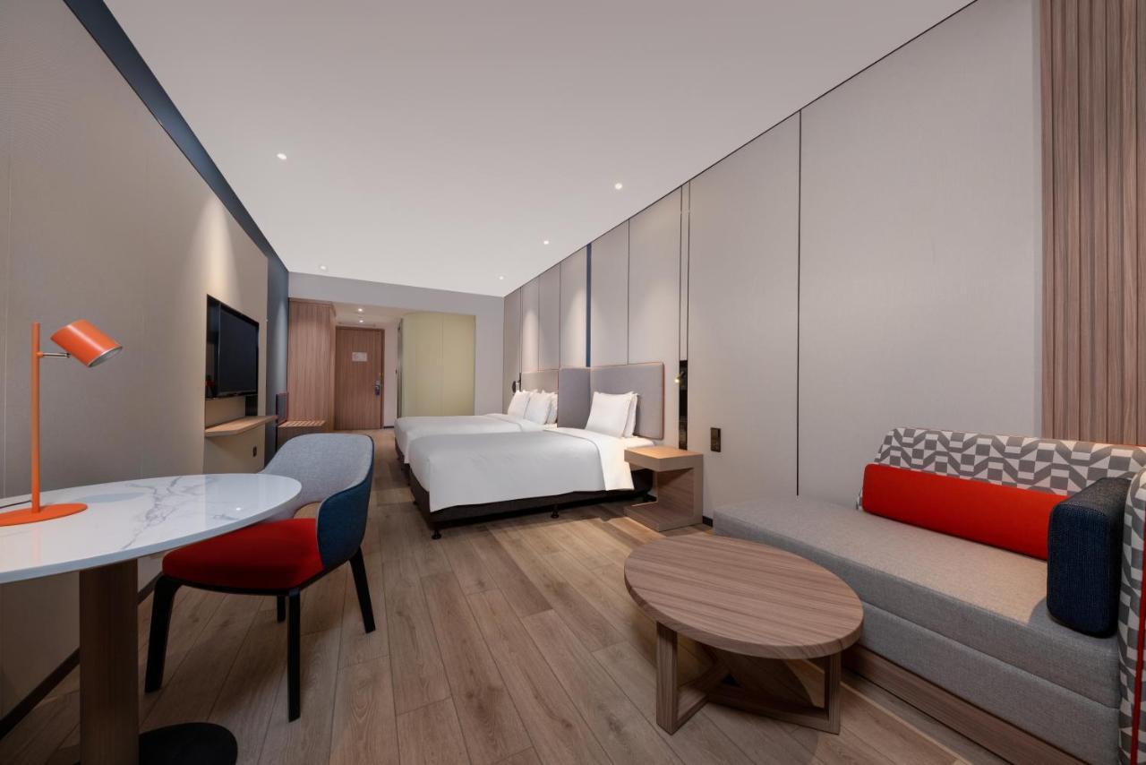 Holiday Inn Express Shanghai Pujiang By Ihg Exteriör bild
